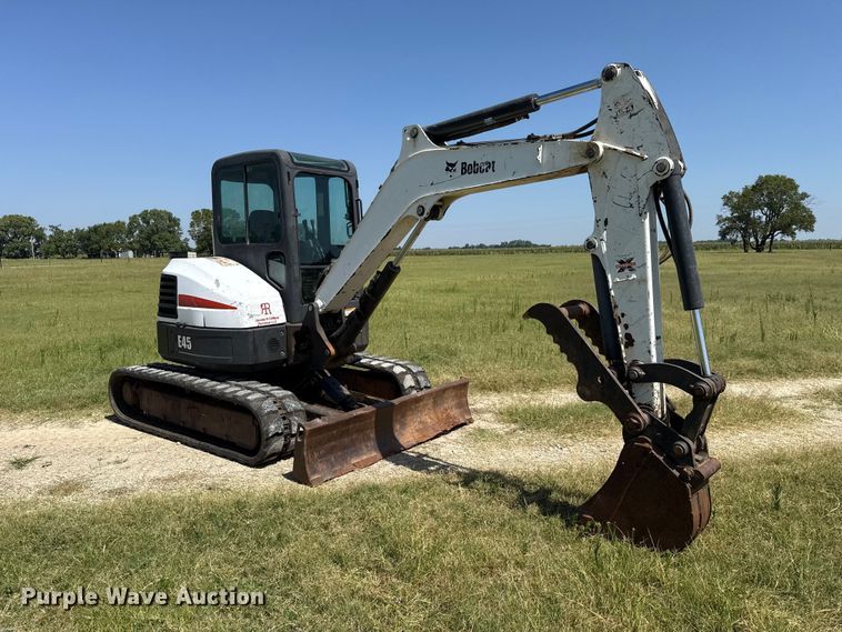 image for item NK9249 2011 Bobcat E45 mini excavator