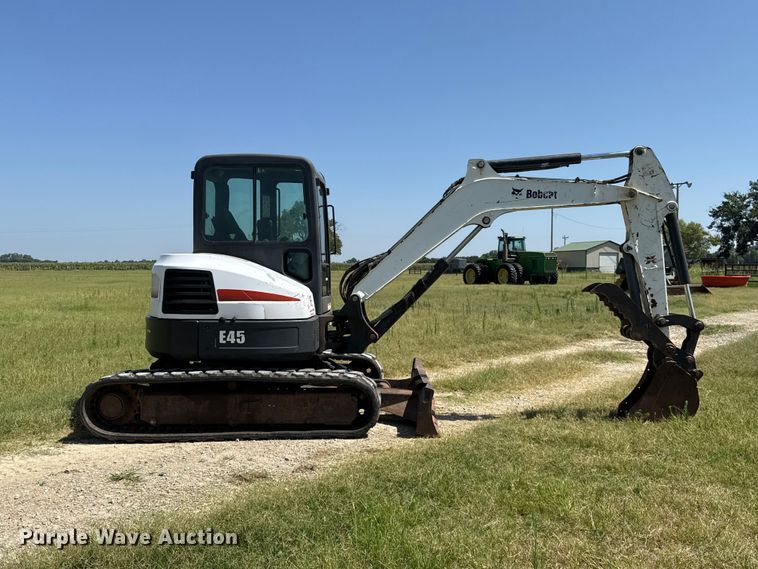 image for item NK9249 2011 Bobcat E45 mini excavator