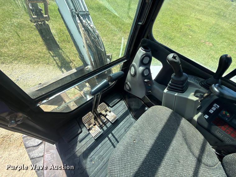 image for item NK9249 2011 Bobcat E45 mini excavator