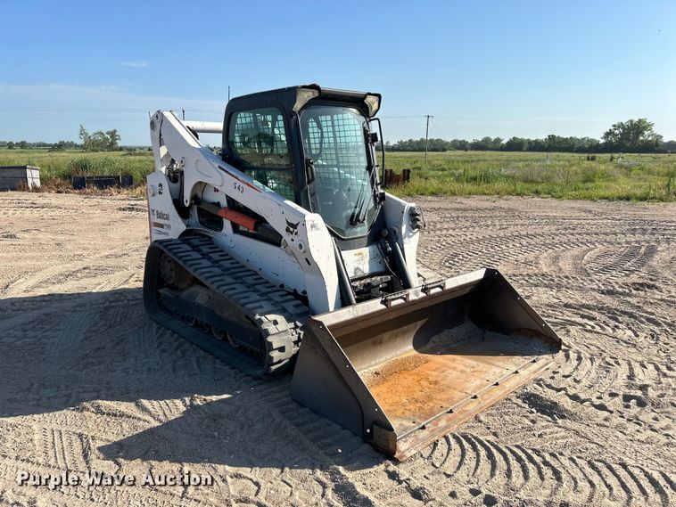 image for item NM9864 2016 Bobcat T750 tracked skid steer loader