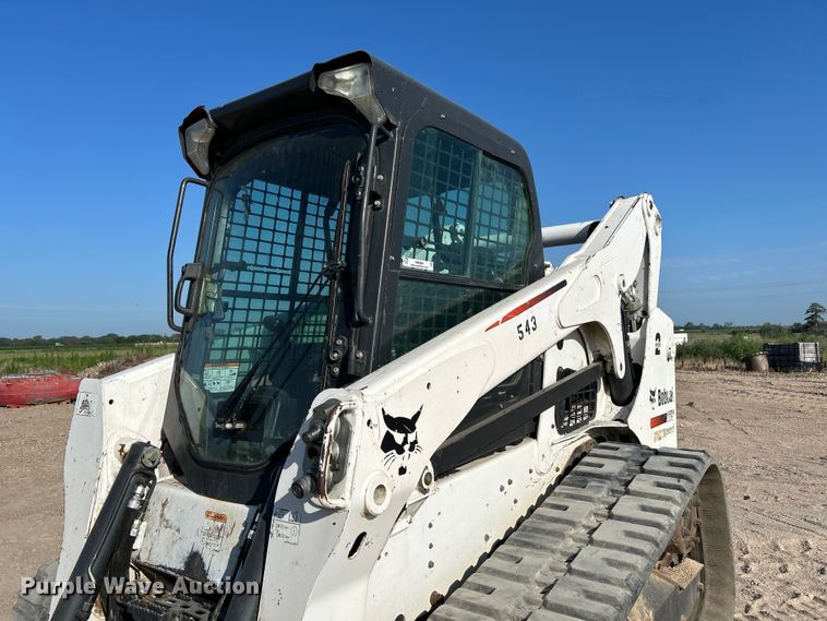 image for item NM9864 2016 Bobcat T750 tracked skid steer loader