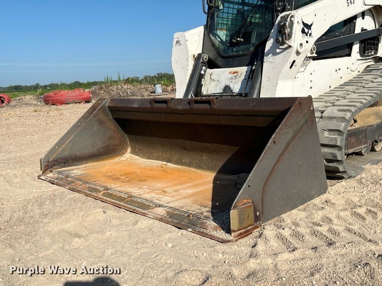 image for item NM9864 2016 Bobcat T750 tracked skid steer loader