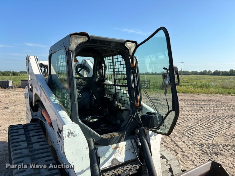 image for item NM9864 2016 Bobcat T750 tracked skid steer loader