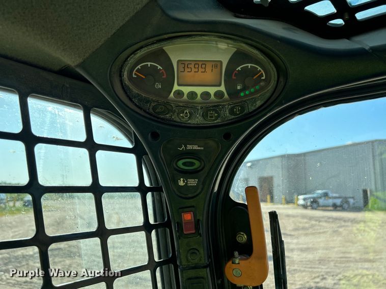 image for item NM9864 2016 Bobcat T750 tracked skid steer loader