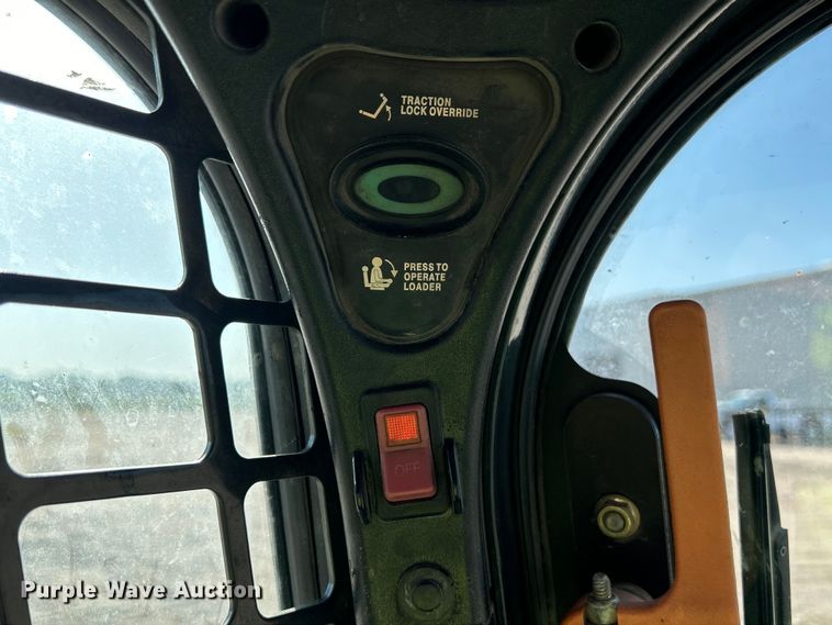 image for item NM9864 2016 Bobcat T750 tracked skid steer loader