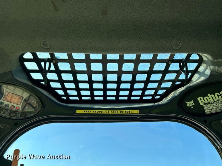 image for item NM9864 2016 Bobcat T750 tracked skid steer loader