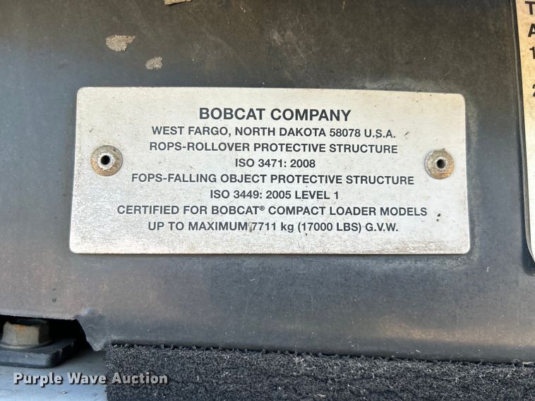 image for item NM9864 2016 Bobcat T750 tracked skid steer loader