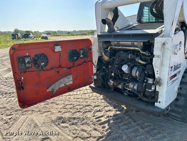 image for item NM9864 2016 Bobcat T750 tracked skid steer loader