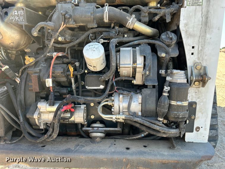 image for item NM9864 2016 Bobcat T750 tracked skid steer loader