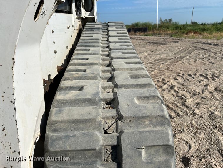 image for item NM9864 2016 Bobcat T750 tracked skid steer loader