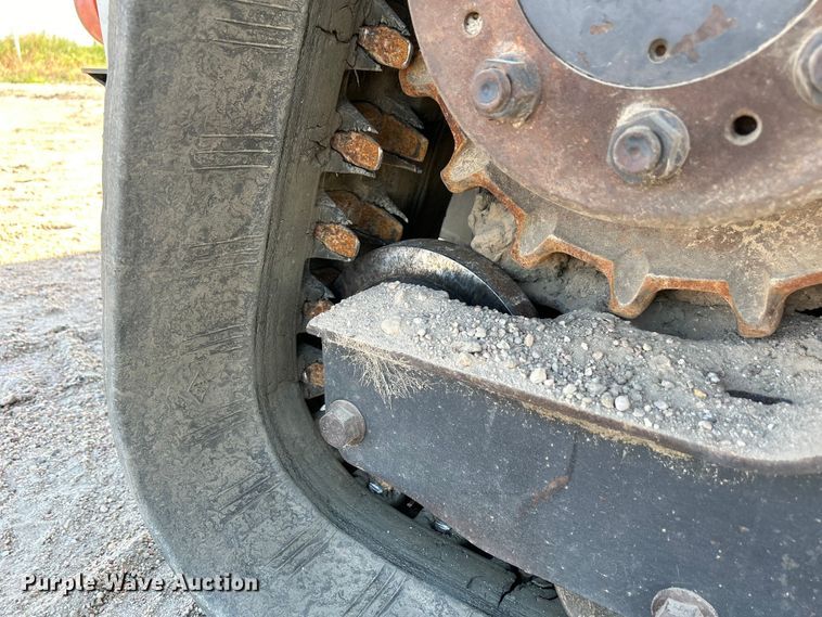 image for item NM9864 2016 Bobcat T750 tracked skid steer loader
