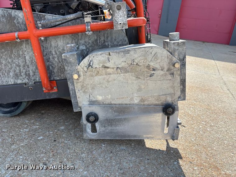 image for item NM9868 Husqvarna Soff-Cut 4000 concrete saw