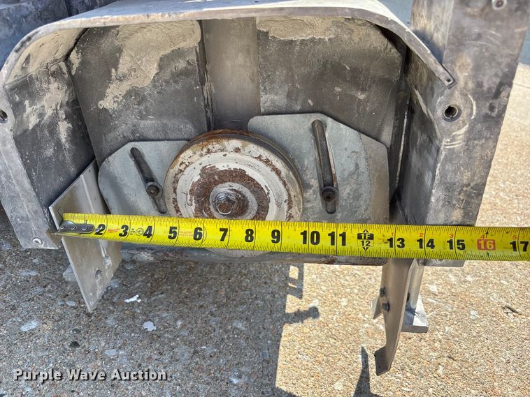 image for item NM9868 Husqvarna Soff-Cut 4000 concrete saw