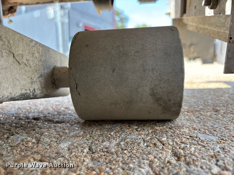 image for item NM9868 Husqvarna Soff-Cut 4000 concrete saw