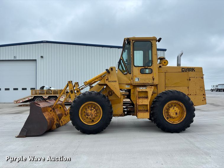 image for item NM9869 1979 Clark 35C wheel loader