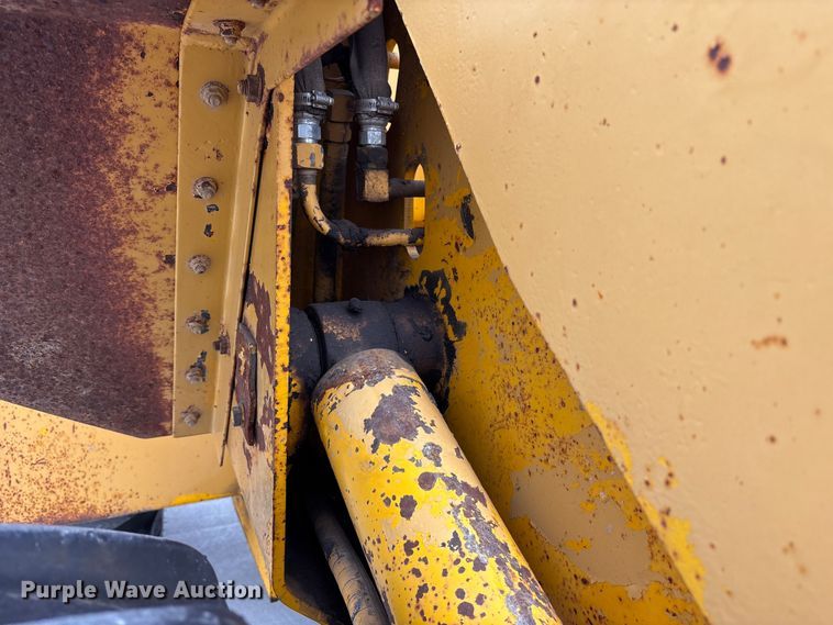 image for item NM9869 1979 Clark 35C wheel loader