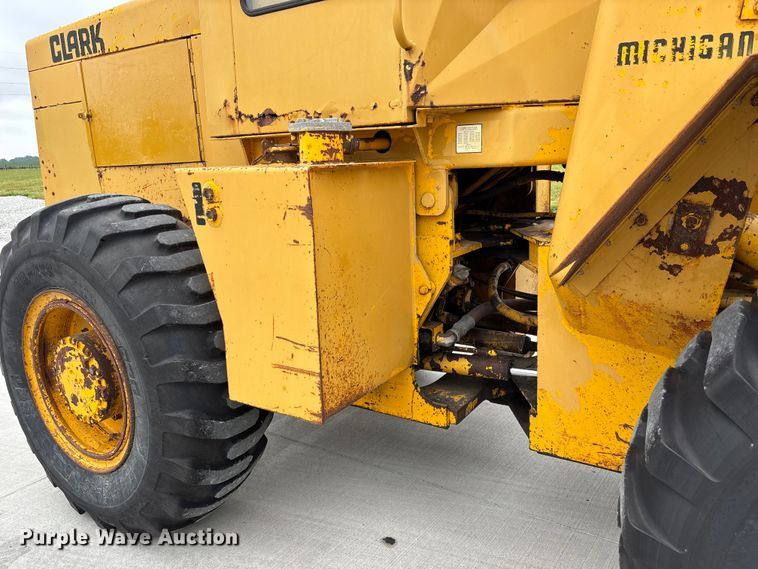 image for item NM9869 1979 Clark 35C wheel loader