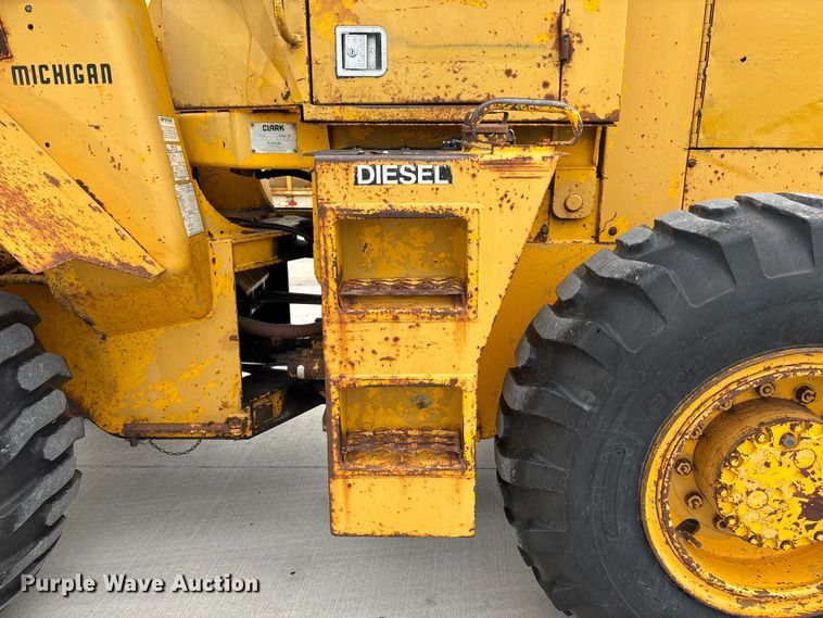 image for item NM9869 1979 Clark 35C wheel loader