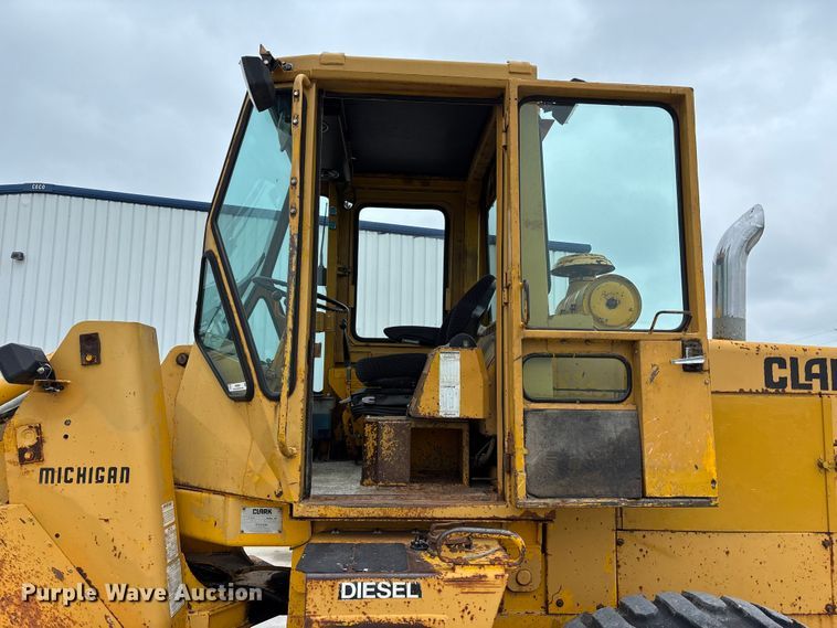 image for item NM9869 1979 Clark 35C wheel loader