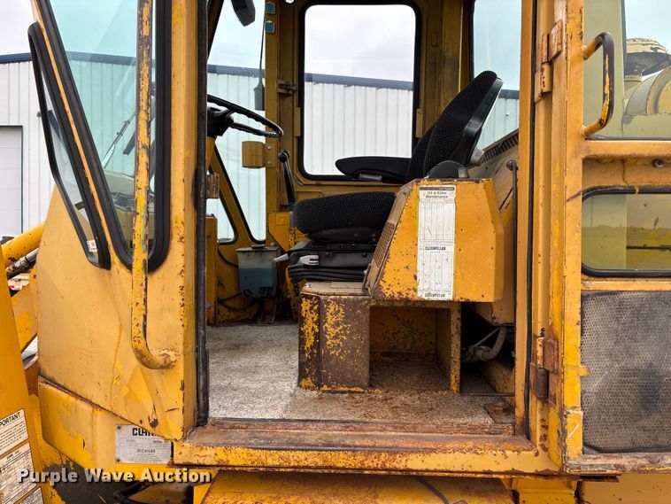 image for item NM9869 1979 Clark 35C wheel loader
