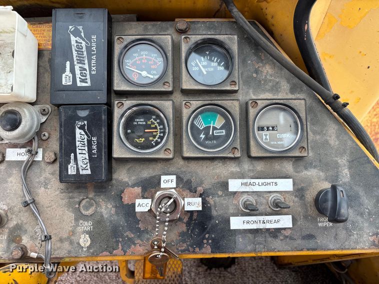 image for item NM9869 1979 Clark 35C wheel loader
