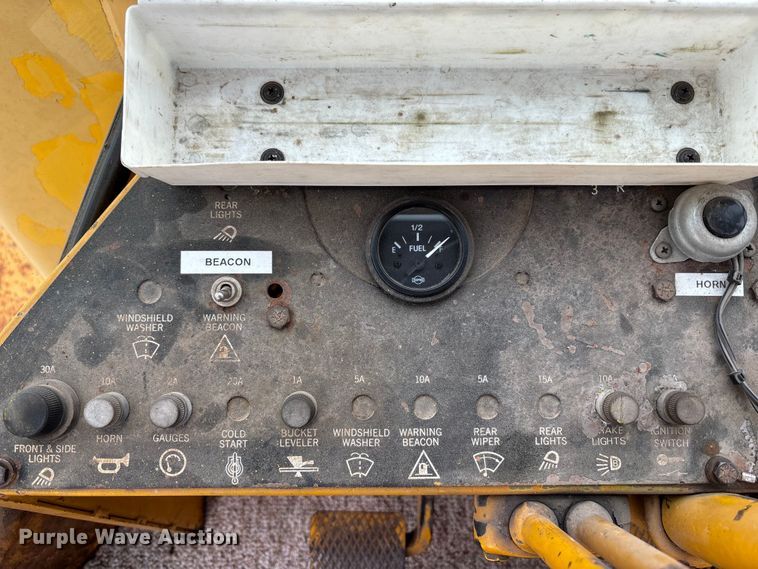 image for item NM9869 1979 Clark 35C wheel loader