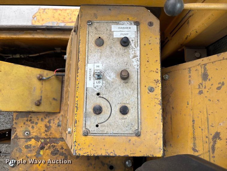 image for item NM9869 1979 Clark 35C wheel loader