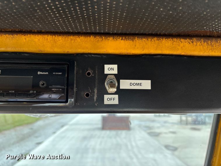 image for item NM9869 1979 Clark 35C wheel loader