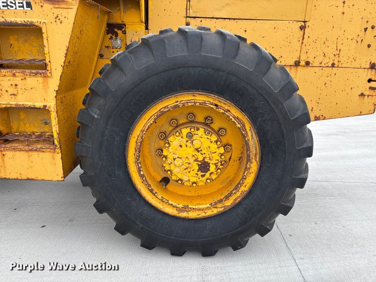 image for item NM9869 1979 Clark 35C wheel loader