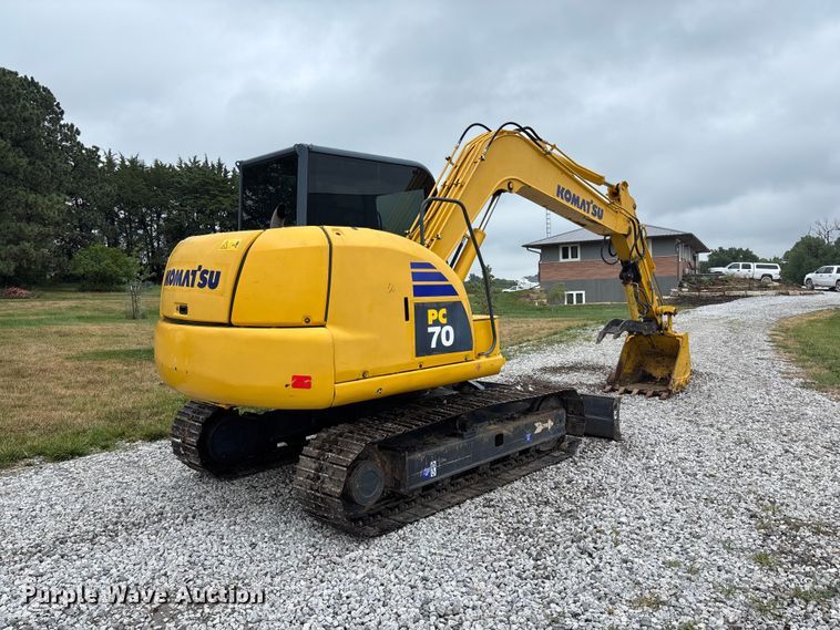 image for item NM9890 2003 Komatsu PC70-8 mini excavator