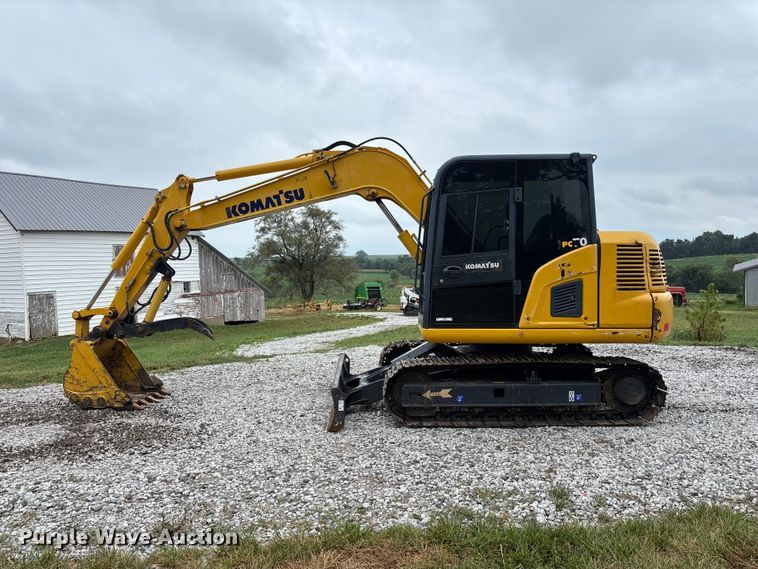 image for item NM9890 2003 Komatsu PC70-8 mini excavator