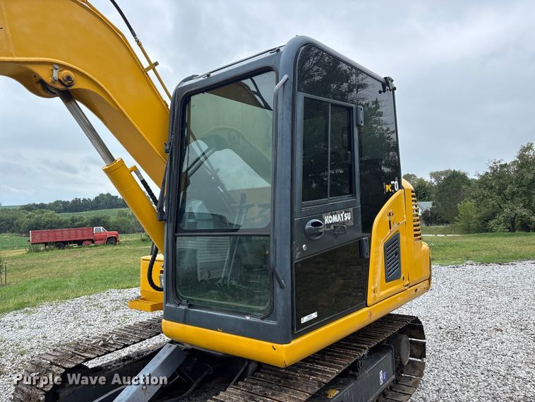image for item NM9890 2003 Komatsu PC70-8 mini excavator