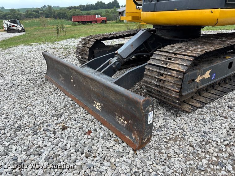 image for item NM9890 2003 Komatsu PC70-8 mini excavator