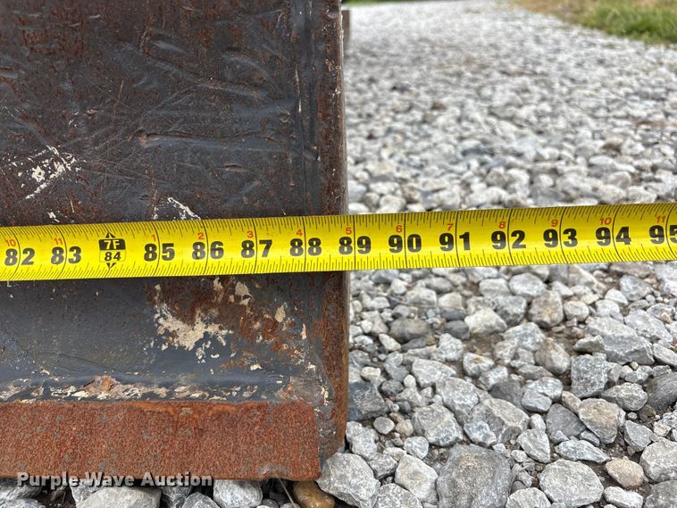 image for item NM9890 2003 Komatsu PC70-8 mini excavator