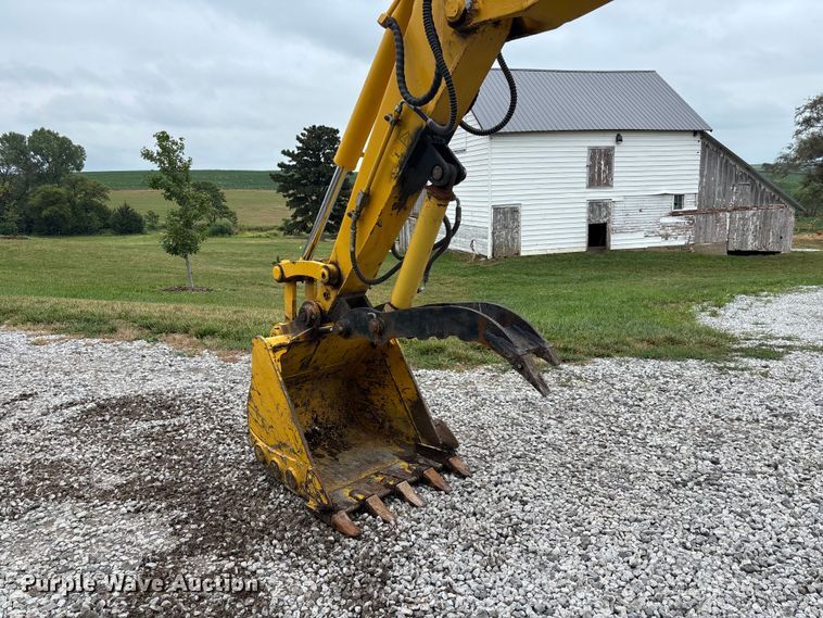 image for item NM9890 2003 Komatsu PC70-8 mini excavator