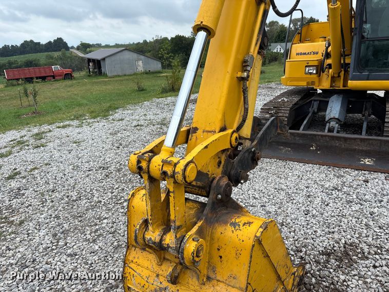 image for item NM9890 2003 Komatsu PC70-8 mini excavator