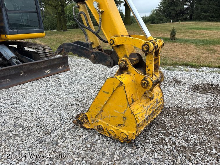 image for item NM9890 2003 Komatsu PC70-8 mini excavator