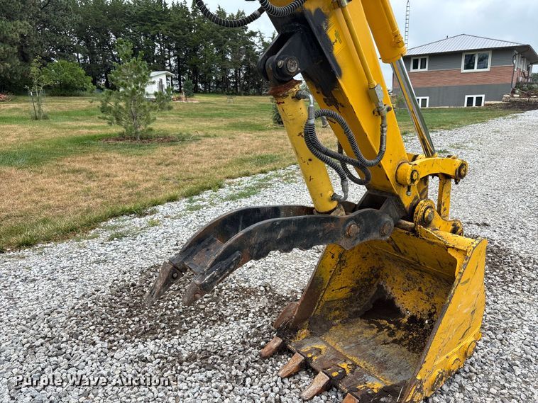 image for item NM9890 2003 Komatsu PC70-8 mini excavator