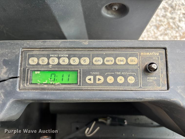 image for item NM9890 2003 Komatsu PC70-8 mini excavator