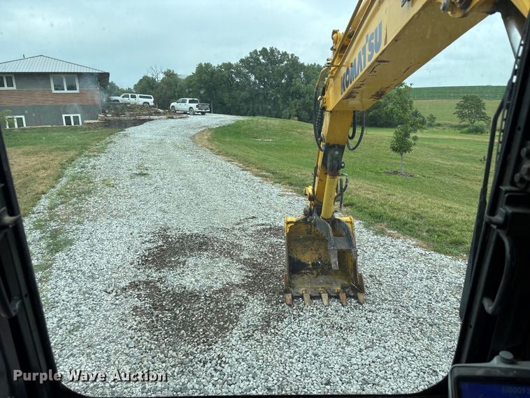 image for item NM9890 2003 Komatsu PC70-8 mini excavator