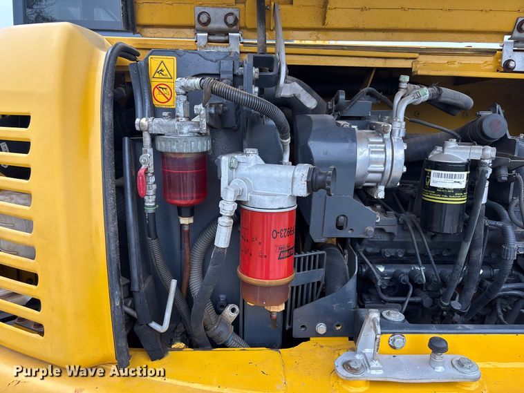 image for item NM9890 2003 Komatsu PC70-8 mini excavator