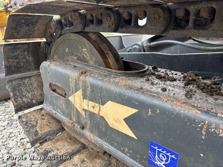image for item NM9890 2003 Komatsu PC70-8 mini excavator