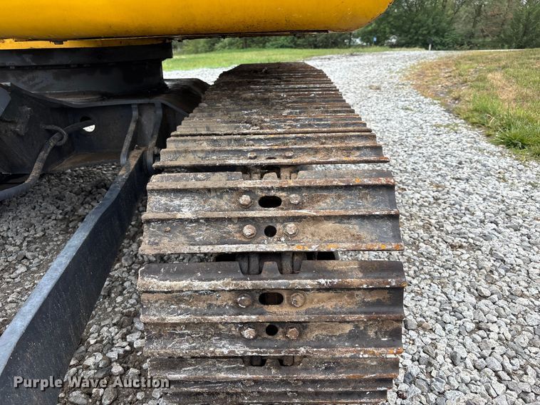 image for item NM9890 2003 Komatsu PC70-8 mini excavator