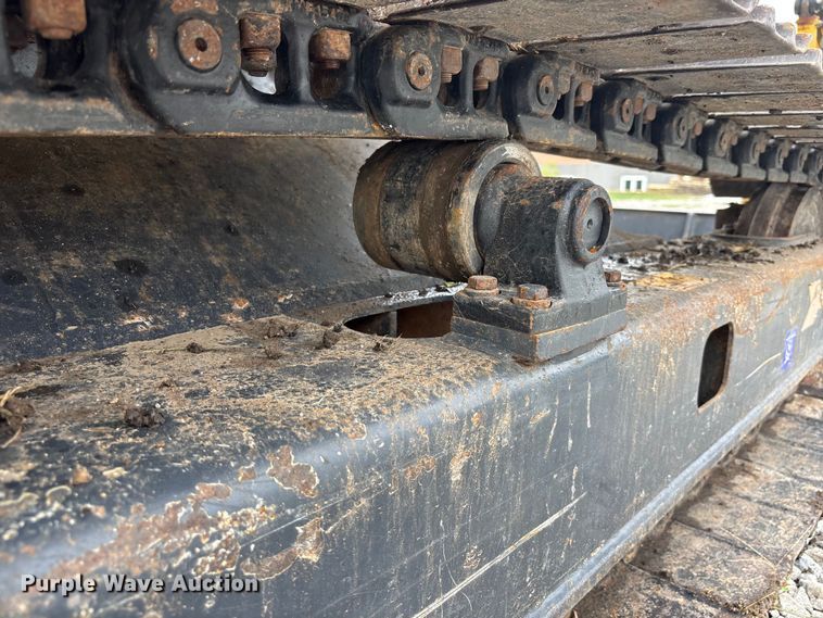 image for item NM9890 2003 Komatsu PC70-8 mini excavator