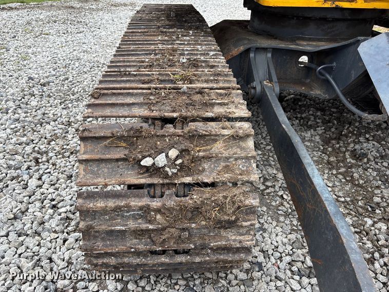 image for item NM9890 2003 Komatsu PC70-8 mini excavator