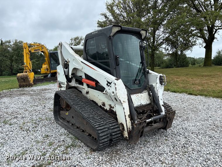 image for item NM9891 2011 Bobcat T750 tracked skid steer loader