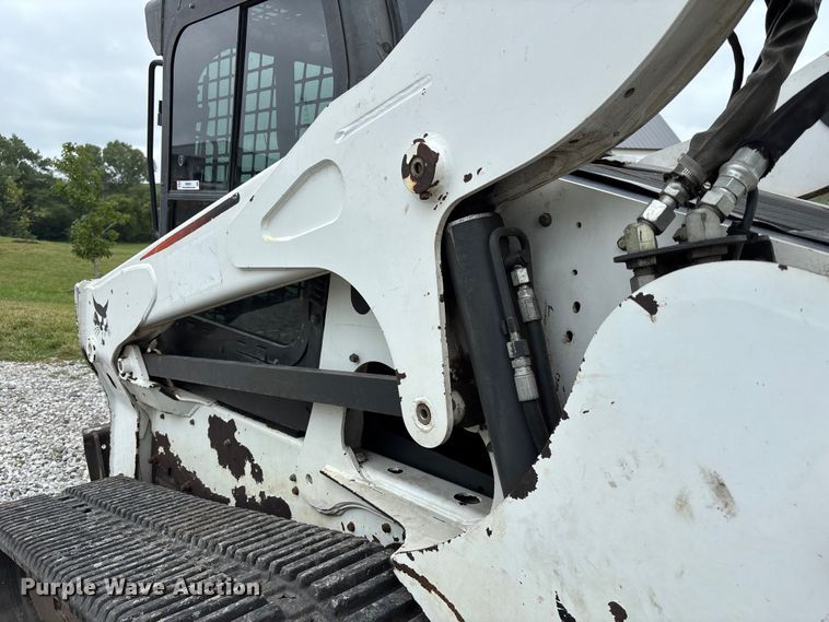 image for item NM9891 2011 Bobcat T750 tracked skid steer loader