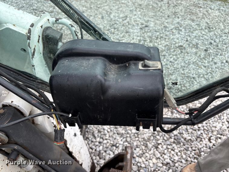 image for item NM9891 2011 Bobcat T750 tracked skid steer loader