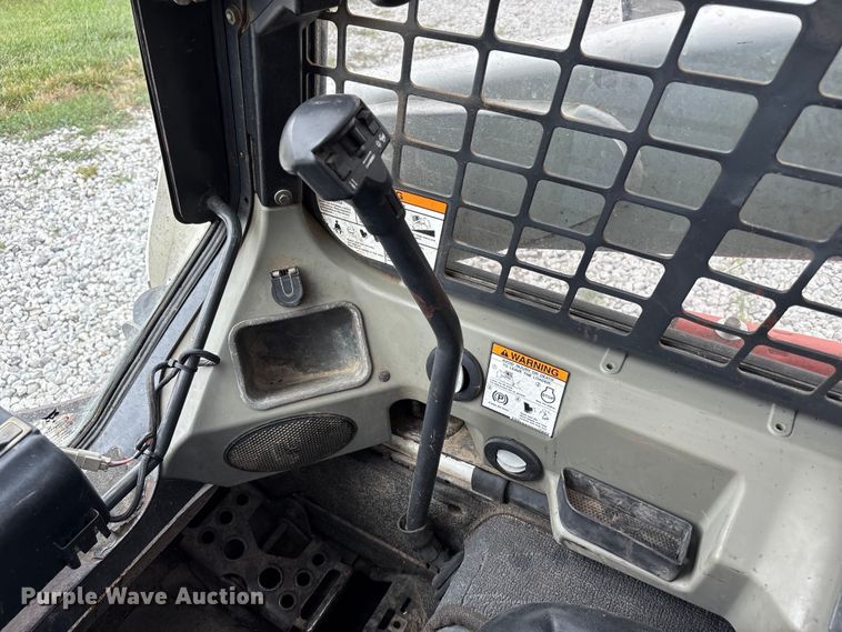 image for item NM9891 2011 Bobcat T750 tracked skid steer loader