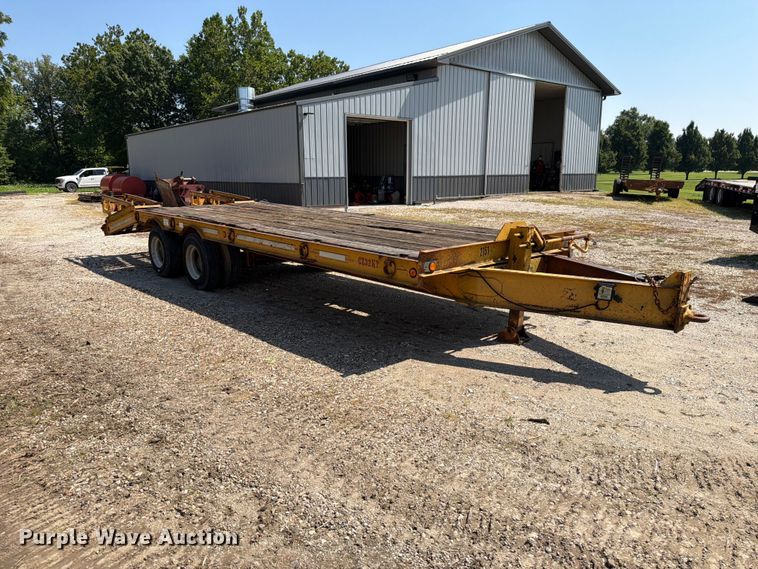 image for item OE9616 1993 CZ Engineering CZ32KT equipment trailer